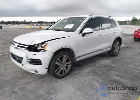 2014 Volkswagen Touareg 3.6L Sport from USA, damaged, VIN WVGEF9BPXED005205